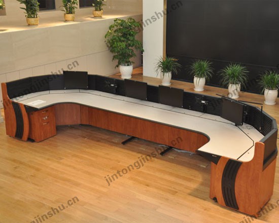 点击查看商品:操作台